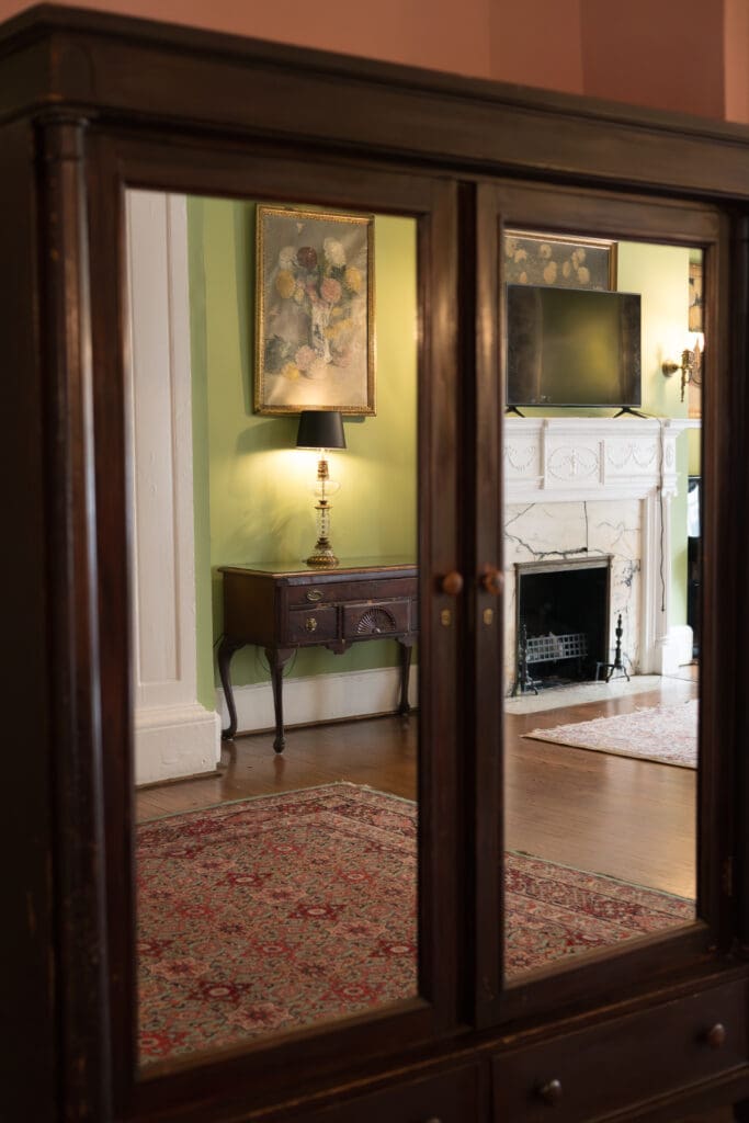 Cozy dining room inside Tabard Inn Washington DC historic wedding venue