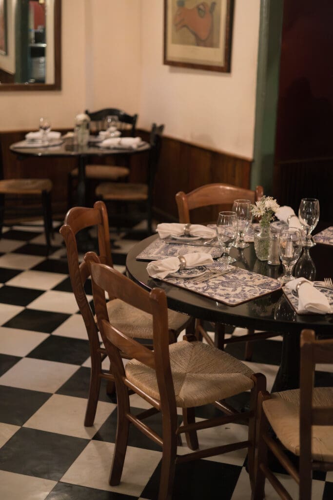 Historic Tabard Inn courtyard restaurant wedding venue in Washington DC for intimate weddings
