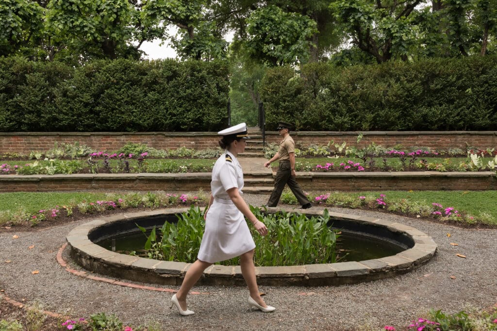 Editorial-inspired couple's session at Agecroft Hall & Gardens